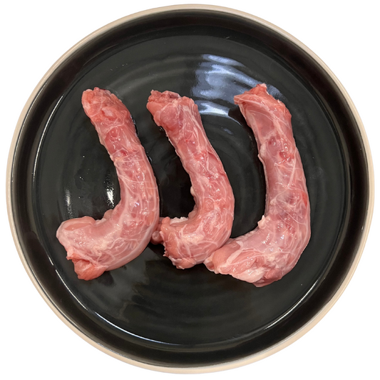 Raw Chicken Necks